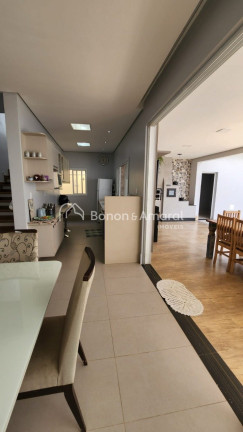 Imagem Casa de Condomínio com 3 Quartos à Venda, 360 m² em Swiss Park - Campinas Imagem Casa de Condomínio com 3 Quartos à Venda, 360 m² em Swiss Park - Campinas