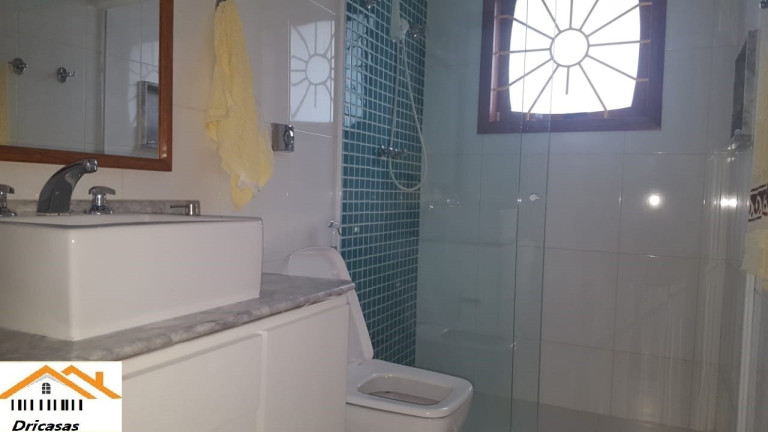 Imagem Casa com 6 Quartos à Venda, em Itacuruçá - Mangaratiba Imagem Casa com 6 Quartos à Venda, em Itacuruçá - Mangaratiba
