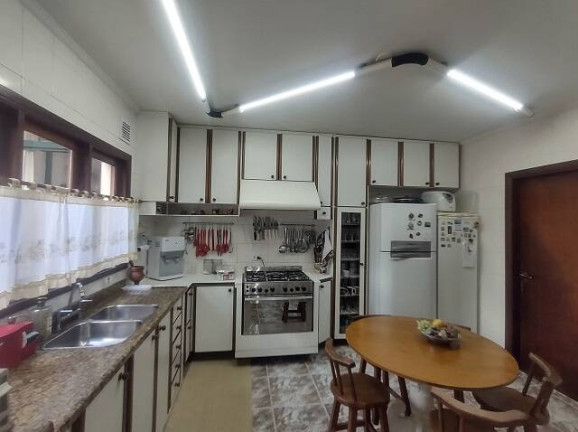 Imagem Casa com 4 Quartos à Venda, 300 m² em São Paulo Ii - Cotia Imagem Casa com 4 Quartos à Venda, 300 m² em São Paulo Ii - Cotia