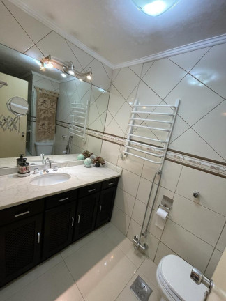 Imagem Apartamento com 3 Quartos à Venda, 122 m² em Auxiliadora - Porto Alegre Imagem Apartamento com 3 Quartos à Venda, 122 m² em Auxiliadora - Porto Alegre