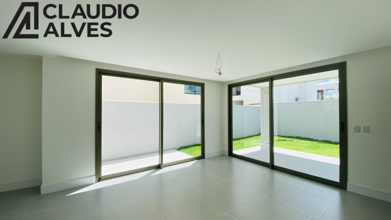 Imagem Casa de Condomínio com 4 Quartos à Venda, 225 m² em Papagaio - Feira De Santana Imagem Casa de Condomínio com 4 Quartos à Venda, 225 m² em Papagaio - Feira De Santana
