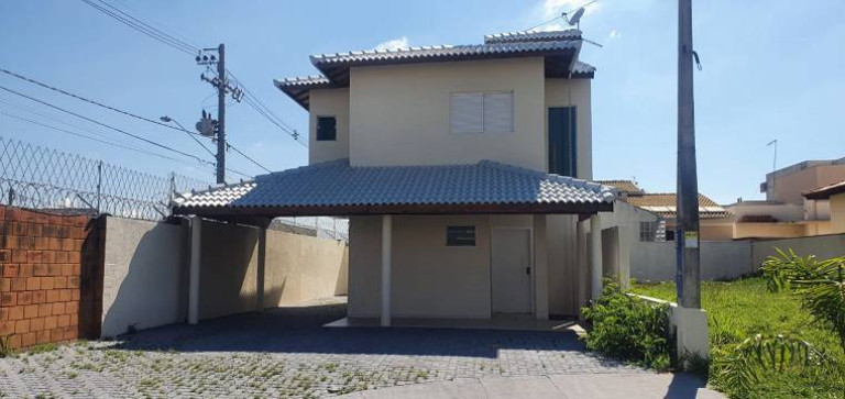 Casa de Condomínio com 3 Quartos à Venda, 180 m² em Horto Florestal - Sorocaba