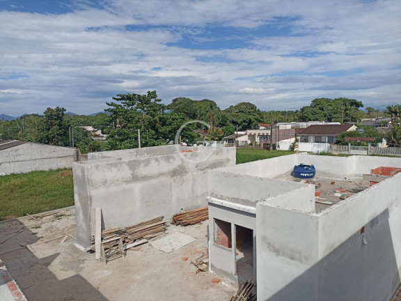 Imagem Casa com 2 Quartos à Venda, 53 m² em Shangri-la - Pontal Do Paraná