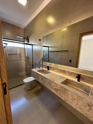 Imagem Casa com 3 Quartos à Venda, 360 m² em Setor Cristina Ii Expansão - Trindade Imagem Casa com 3 Quartos à Venda, 360 m² em Setor Cristina Ii Expansão - Trindade