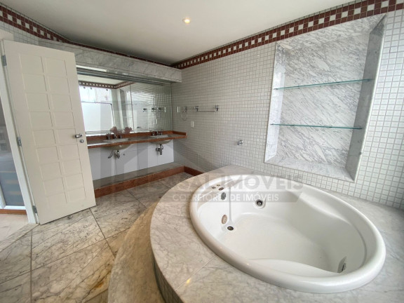 Imagem Imóvel com 4 Quartos à Venda, 650 m² em São Brás - Belém
