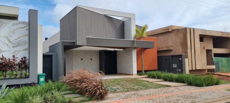 Casa de Condomínio com 3 Quartos à Venda, 368 m² em Residencial Alphaville Iii - Campo Grande