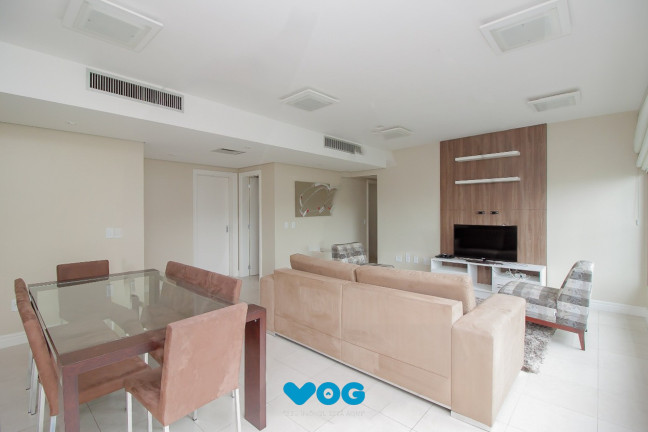 Imagem Imóvel com 3 Quartos à Venda, 120 m² em Três Figueiras - Porto Alegre