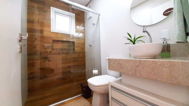 Imagem Casa com 3 Quartos à Venda, 174 m²