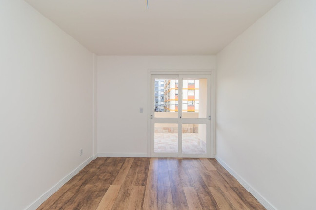 Imagem Imóvel com 1 Quarto à Venda, 89 m² em Partenon - Porto Alegre Imagem Imóvel com 1 Quarto à Venda, 89 m² em Partenon - Porto Alegre