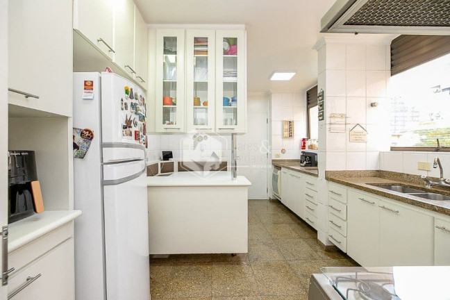 Imagem Apartamento com 3 Quartos à Venda, 225 m² em Itaim Bibi - São Paulo