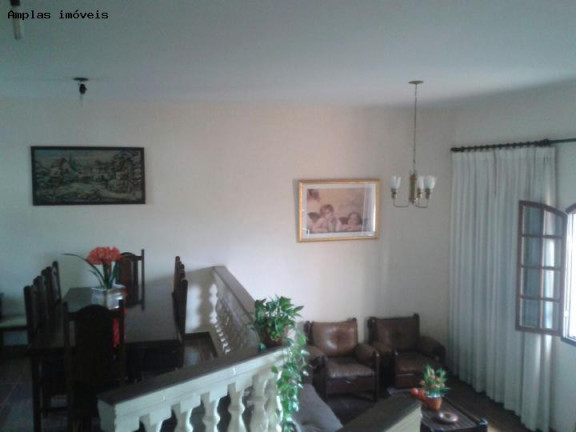 Imagem Casa com 3 Quartos à Venda, 150 m² em Centro - Mateus Leme Imagem Casa com 3 Quartos à Venda, 150 m² em Centro - Mateus Leme