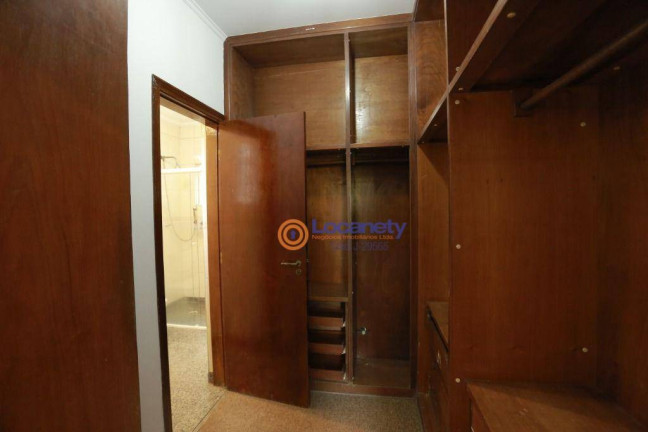 Imagem Casa com 3 Quartos à Venda, 411 m² em Pastoril - Ribeirão Pires Imagem Casa com 3 Quartos à Venda, 411 m² em Pastoril - Ribeirão Pires