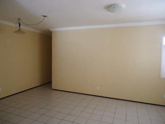 Imagem Casa com 3 Quartos à Venda, 190 m² em Cidade Dos Funcionários - Fortaleza