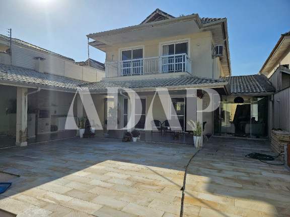 Imagem Casa com 4 Quartos à Venda, 238 m² em Recreio Dos Bandeirantes - Rio De Janeiro