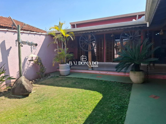 Imagem Casa com 2 Quartos à Venda, 250 m² em Centro - Joanópolis