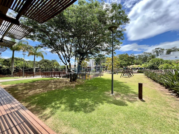 Imagem Terreno à Venda, 756 m² em Cacupé - Florianópolis Imagem Terreno à Venda, 756 m² em Cacupé - Florianópolis