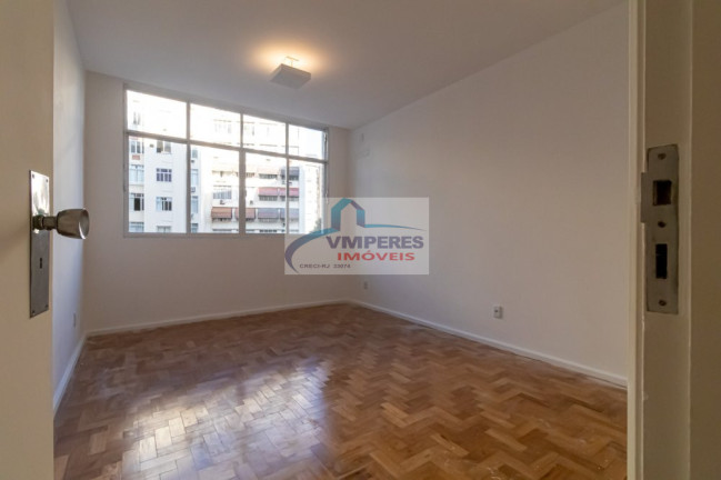 Imagem Apartamento com 4 Quartos à Venda, 330 m² em Copacabana - Rio De Janeiro Imagem Apartamento com 4 Quartos à Venda, 330 m² em Copacabana - Rio De Janeiro
