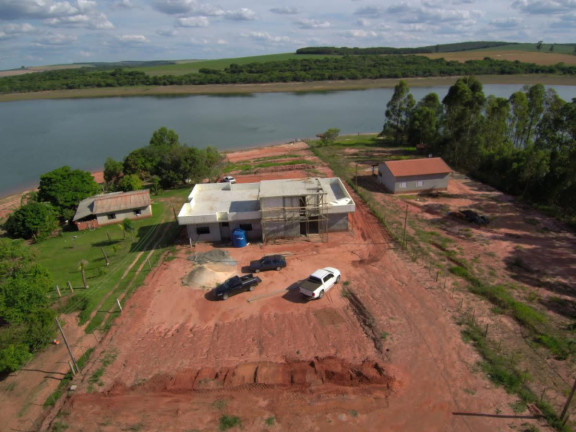 Imagem Chácara com 3 Quartos à Venda, 320 m² em Represa Jurumirim - Piraju