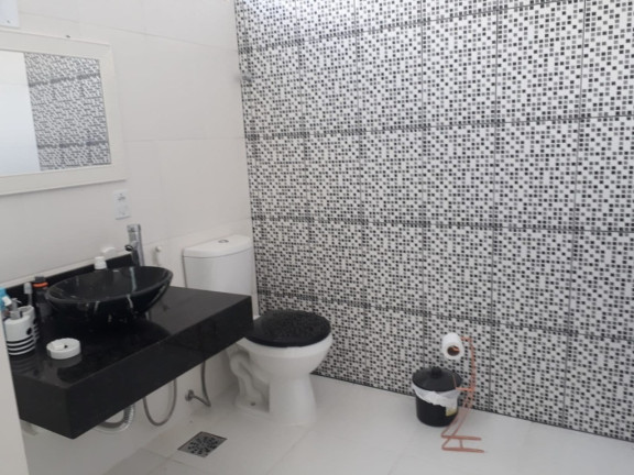 Imagem Casa com 4 Quartos à Venda,  em Menino Deus - Porto Alegre