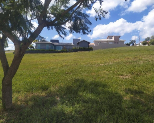Imagem Terreno à Venda, em Ninho Verde 2 - Pardinho Imagem Terreno à Venda, em Ninho Verde 2 - Pardinho