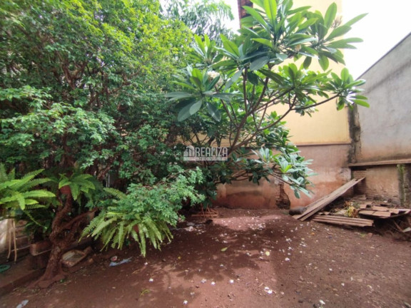 Imagem Casa à Venda, 328 m² em São Benedito - Uberaba Imagem Casa à Venda, 328 m² em São Benedito - Uberaba