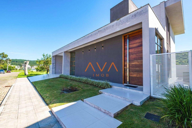 Imagem Casa com 4 Quartos à Venda, 287 m² em Vargem Grande - Florianópolis Imagem Casa com 4 Quartos à Venda, 287 m² em Vargem Grande - Florianópolis