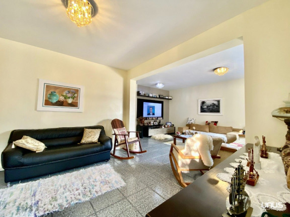 Imagem Casa com 5 Quartos à Venda, 420 m² em Coqueiros - Florianópolis