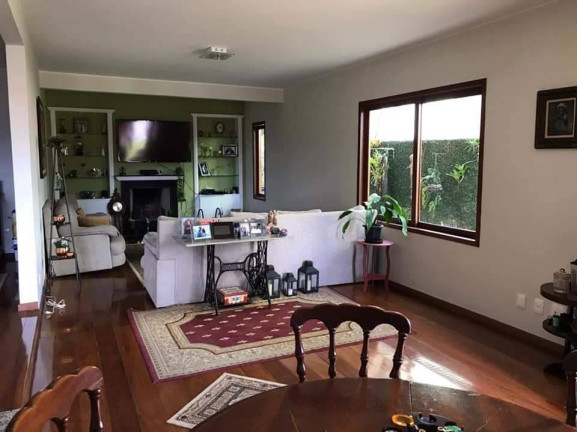 Imagem Casa com 4 Quartos à Venda, em Braunes - Nova Friburgo Imagem Casa com 4 Quartos à Venda, em Braunes - Nova Friburgo