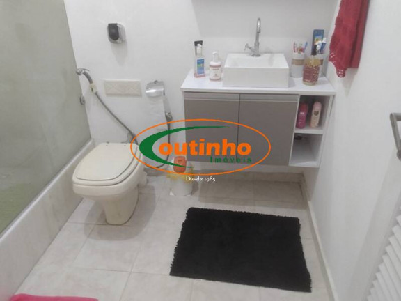 Imagem Casa com 4 Quartos à Venda, 226 m² em Tijuca - Rio De Janeiro Imagem Casa com 4 Quartos à Venda, 226 m² em Tijuca - Rio De Janeiro