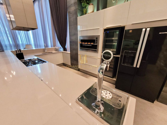 Imagem Apartamento com 3 Quartos à Venda, 172 m² em Centro - Balneário Camboriú