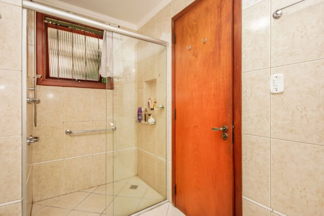Imagem Imóvel com 3 Quartos à Venda, 109 m² em Auxiliadora - Porto Alegre Imagem Imóvel com 3 Quartos à Venda, 109 m² em Auxiliadora - Porto Alegre