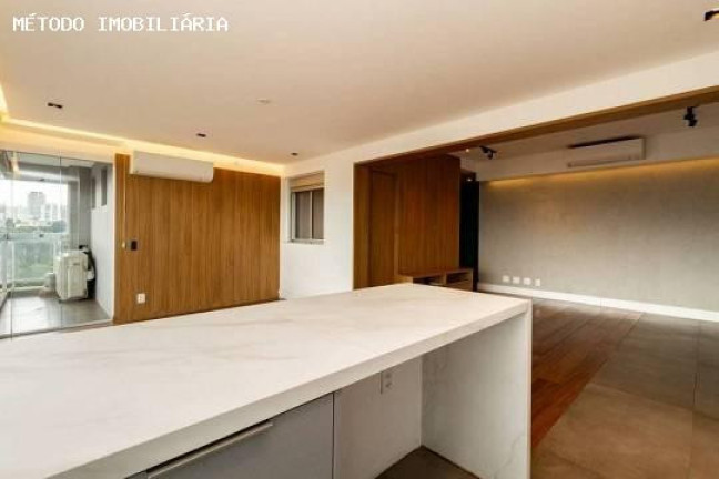 Imagem Imóvel com 2 Quartos à Venda, 121 m² em Pinheiros - São Paulo Imagem Imóvel com 2 Quartos à Venda, 121 m² em Pinheiros - São Paulo