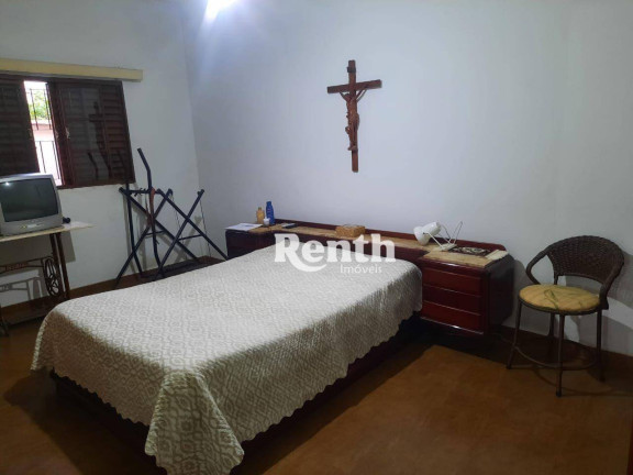 Imagem Casa com 3 Quartos à Venda, 177 m² em Santa Cruz - Rio Claro Imagem Casa com 3 Quartos à Venda, 177 m² em Santa Cruz - Rio Claro