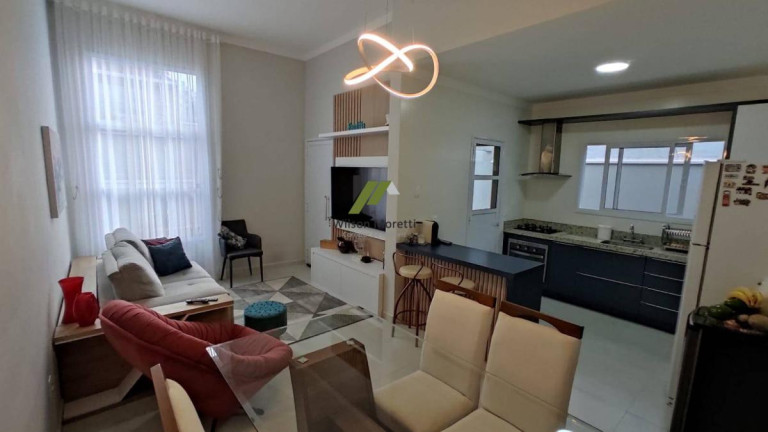 Imagem Casa com 3 Quartos à Venda, 75 m²
