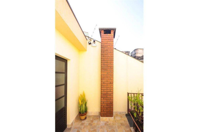Imagem Casa com 2 Quartos à Venda, 180 m² em São Paulo Imagem Casa com 2 Quartos à Venda, 180 m² em São Paulo
