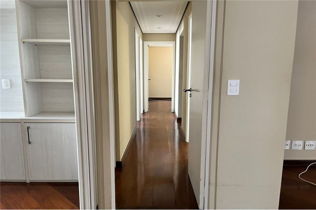 Imagem Imóvel com 4 Quartos à Venda, em Moema - São Paulo Imagem Imóvel com 4 Quartos à Venda, em Moema - São Paulo