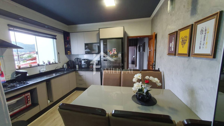 Apartamento com 2 Quartos à Venda, 64 m² em Aventureiro - Joinville