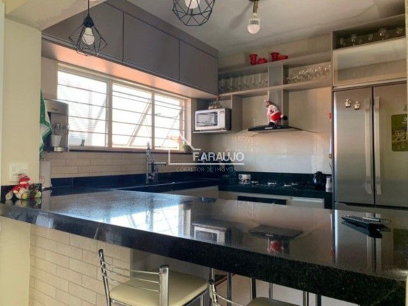 Imagem Sobrado com 3 Quartos à Venda, 267 m² em Jardim Simus - Sorocaba Imagem Sobrado com 3 Quartos à Venda, 267 m² em Jardim Simus - Sorocaba