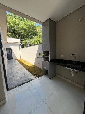 Imagem Casa com 3 Quartos à Venda, 99 m²