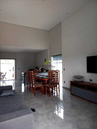Imagem Casa com 3 Quartos à Venda, 150 m²