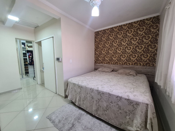 Imagem Casa com 3 Quartos à Venda, 115 m² em Marapé - Santos Imagem Casa com 3 Quartos à Venda, 115 m² em Marapé - Santos