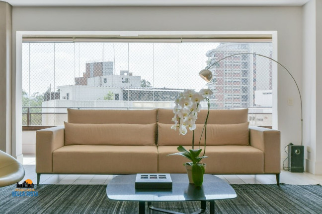 Imagem Apartamento com 3 Quartos à Venda, em Vila Nova Conceição - São Paulo Imagem Apartamento com 3 Quartos à Venda, em Vila Nova Conceição - São Paulo
