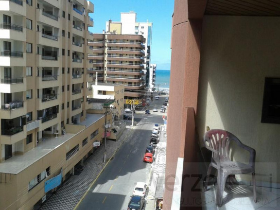 Imagem Apartamento com 3 Quartos para Temporada, 130 m² em Meia Praia - Itapema