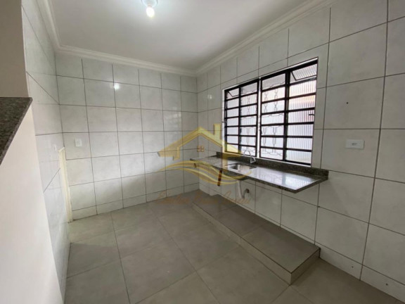 Imagem Casa com 3 Quartos à Venda, 240 m² em Jardim Guararapes - Londrina