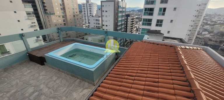 Imagem Cobertura com 6 Quartos à Venda, 470 m² em Centro - Balneário Camboriú