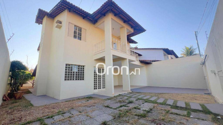 Sobrado com 4 Quartos à Venda, 280 m² em Setor Jaó - Goiânia