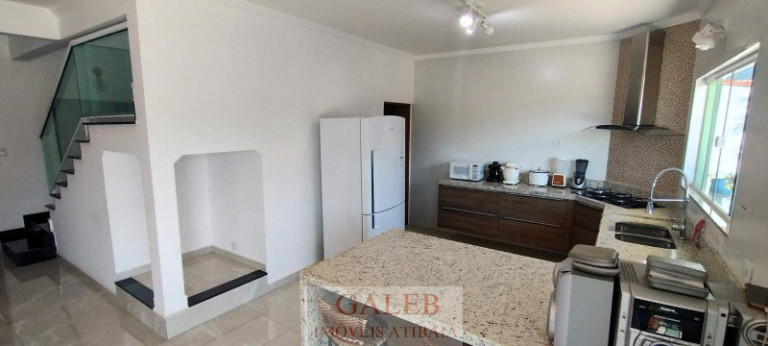 Imagem Imóvel com 3 Quartos à Venda, 300 m² em Chácaras Fernão Dias - Atibaia Imagem Imóvel com 3 Quartos à Venda, 300 m² em Chácaras Fernão Dias - Atibaia