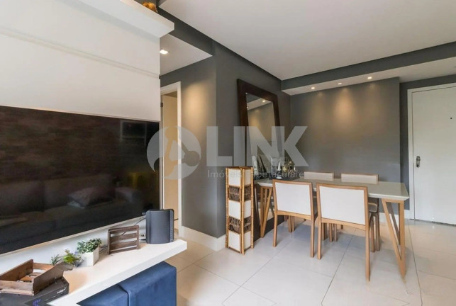 Imagem Apartamento com 2 Quartos à Venda, 68 m² em Passo Da Areia - Porto Alegre