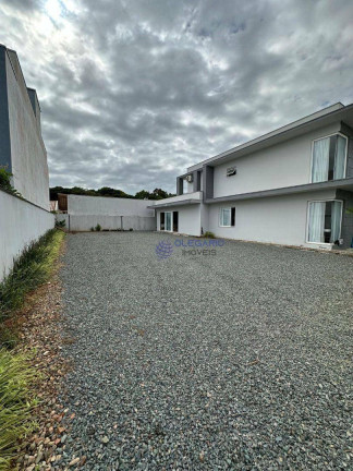 Imagem Sobrado com 4 Quartos à Venda, 388 m² em Centro - Balneário Piçarras Imagem Sobrado com 4 Quartos à Venda, 388 m² em Centro - Balneário Piçarras