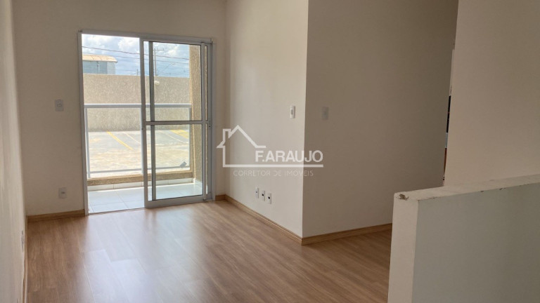 Imagem Apartamento com 2 Quartos à Venda, 53 m² em Chácaras Reunidas São Jorge - Sorocaba